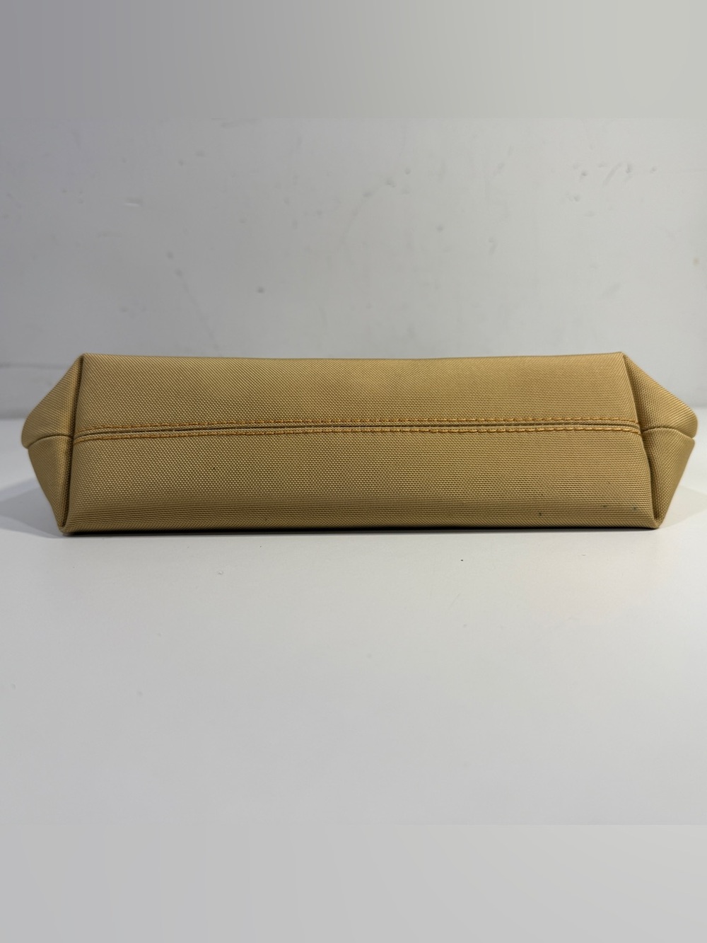 Dooney Bourke Tan Beige Red Interior Canvas Crossbody Bag Purse Adjustable Strap - Picture 12 of 16